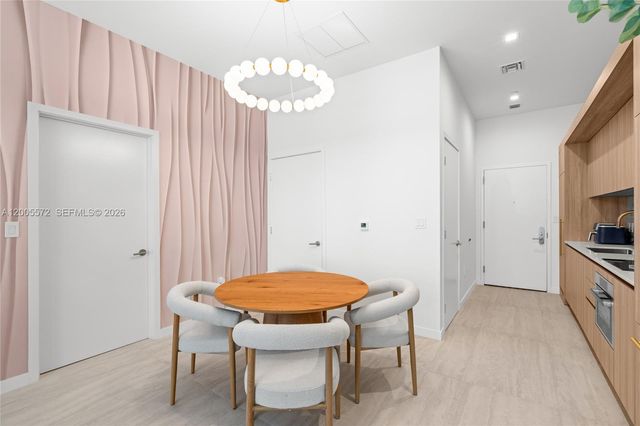 77 SE 5 507, Miami, FL 33131