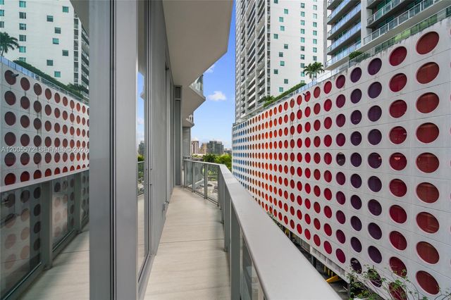 77 SE 5 507, Miami, FL 33131