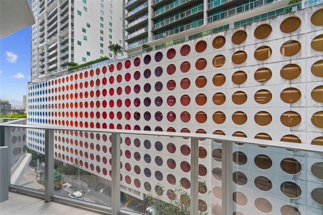 77 SE 5 507, Miami, FL 33131