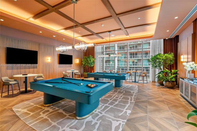 77 SE 5 507, Miami, FL 33131