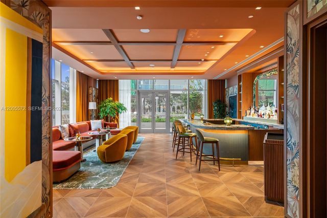 77 SE 5 507, Miami, FL 33131