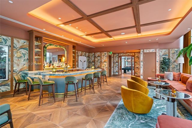 77 SE 5 507, Miami, FL 33131