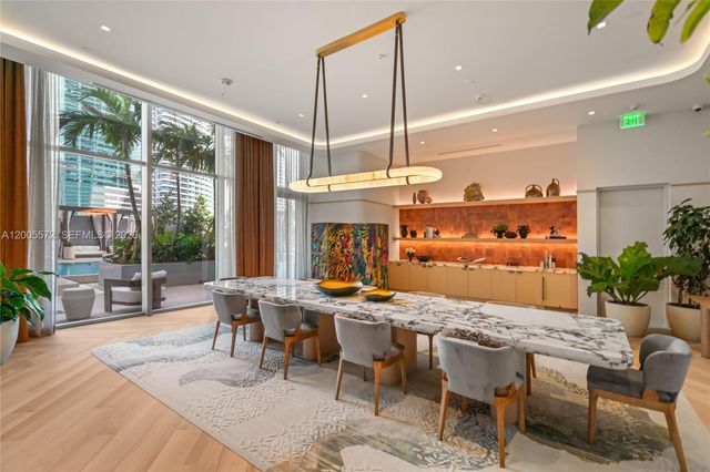 77 SE 5 507, Miami, FL 33131