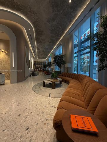 77 SE 5 507, Miami, FL 33131