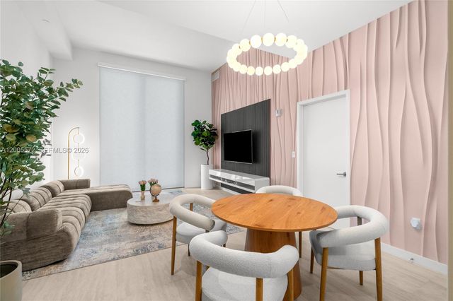 77 SE 5 507, Miami, FL 33131