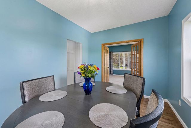 254 Jaspers Circle S, Chaska, MN 55318