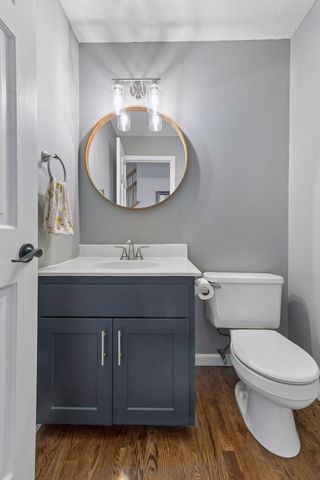254 Jaspers Circle S, Chaska, MN 55318