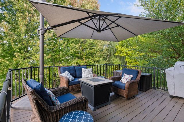 254 Jaspers Circle S, Chaska, MN 55318