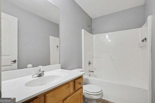 4072 Creekrun Circle, Buford, GA 30519