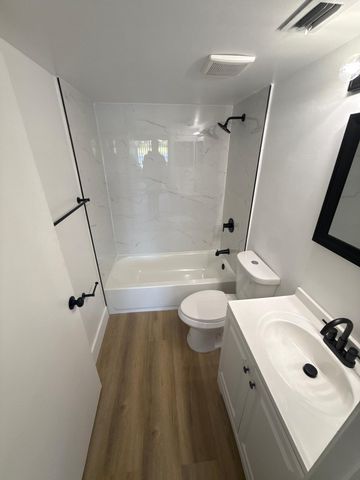 5200 NW 31st Avenue 64, Fort Lauderdale, FL 33309