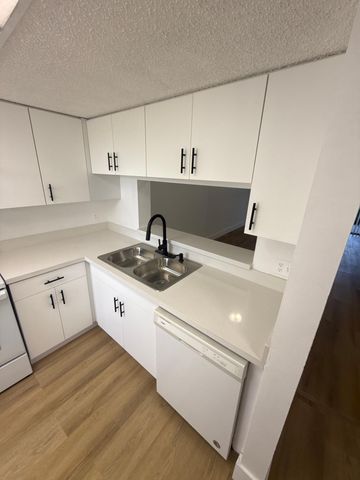 5200 NW 31st Avenue 64, Fort Lauderdale, FL 33309