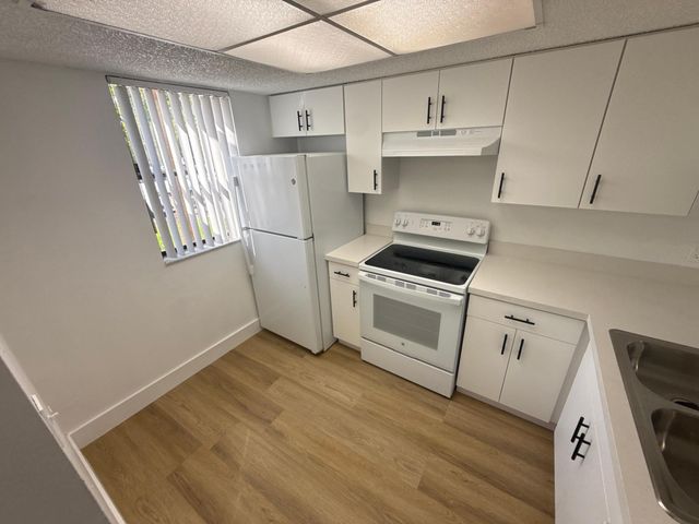 5200 NW 31st Avenue 64, Fort Lauderdale, FL 33309