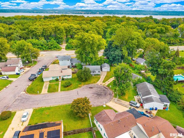 5704 N Terrace One Court, Peoria Heights, IL 61616