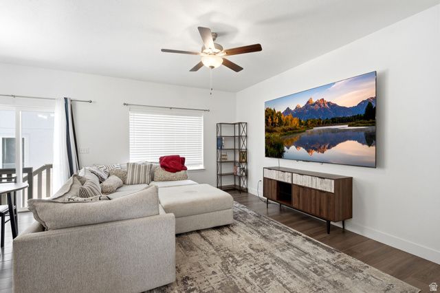 4854 E LAKE CORNER DR, Eagle Mountain, UT 84005