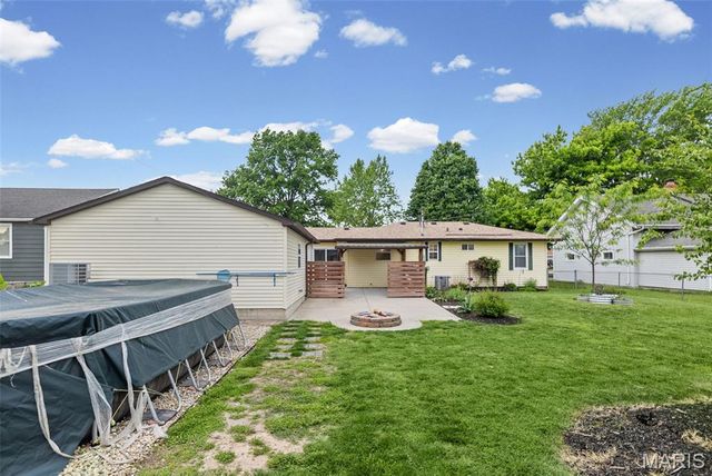 1512 Columbia Road, Dupo, IL 62239