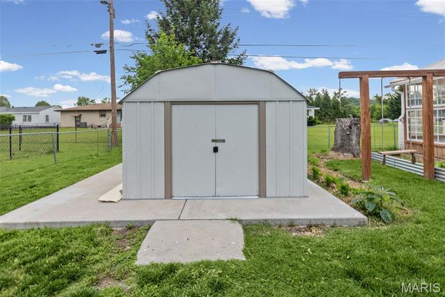 1512 Columbia Road, Dupo, IL 62239