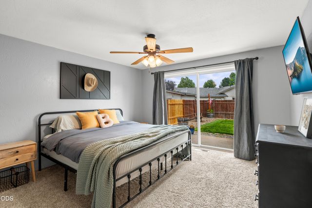 79 Osprey Drive, Eagle Point, OR 97524