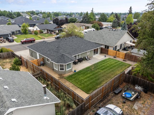 79 Osprey Drive, Eagle Point, OR 97524