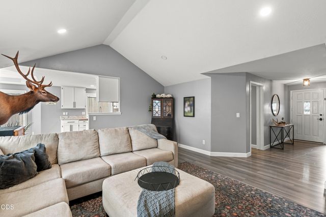 79 Osprey Drive, Eagle Point, OR 97524