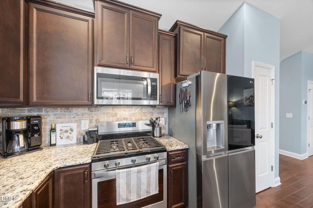 2453 Glenkirk Drive, Burlington, NC 27215