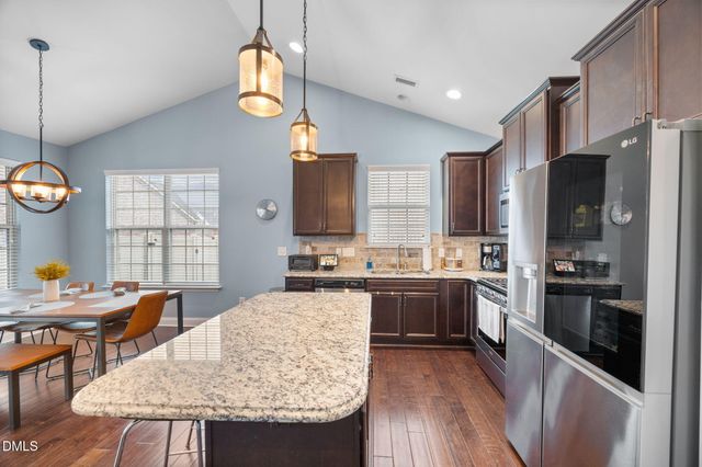 2453 Glenkirk Drive, Burlington, NC 27215