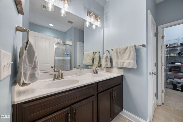 2453 Glenkirk Drive, Burlington, NC 27215