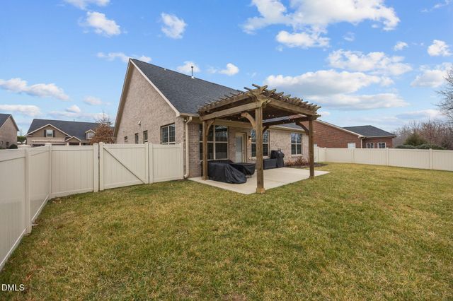 2453 Glenkirk Drive, Burlington, NC 27215