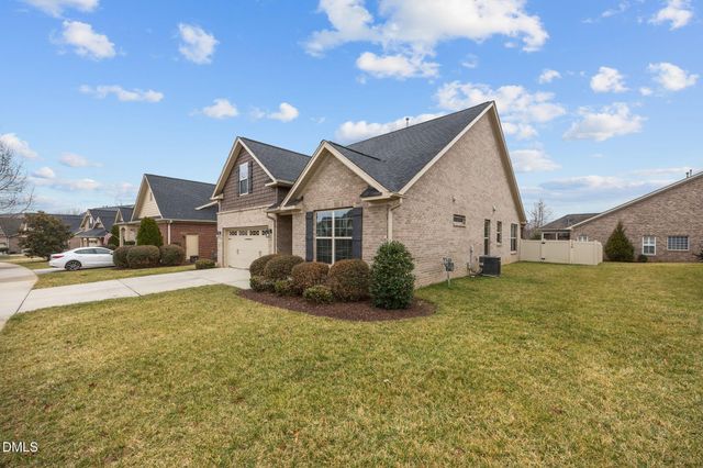 2453 Glenkirk Drive, Burlington, NC 27215