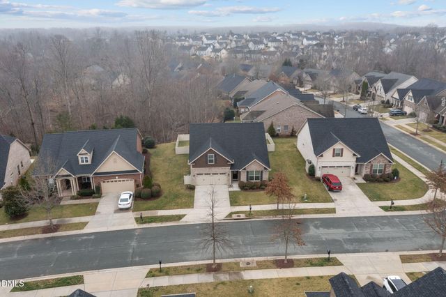 2453 Glenkirk Drive, Burlington, NC 27215