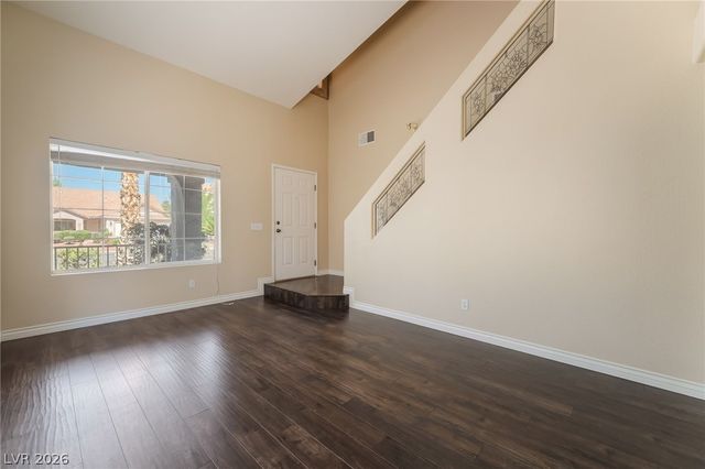 9594 Collinsleap Court, Las Vegas, NV 89123