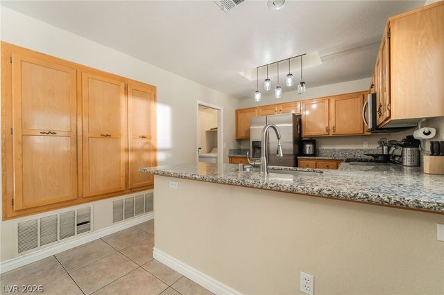 9594 Collinsleap Court, Las Vegas, NV 89123