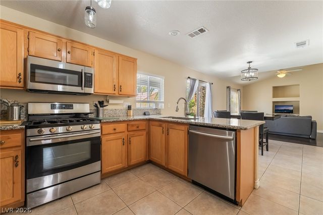 9594 Collinsleap Court, Las Vegas, NV 89123