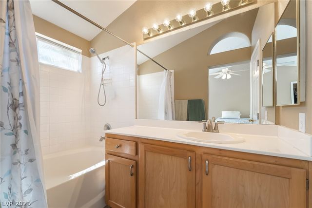 9594 Collinsleap Court, Las Vegas, NV 89123