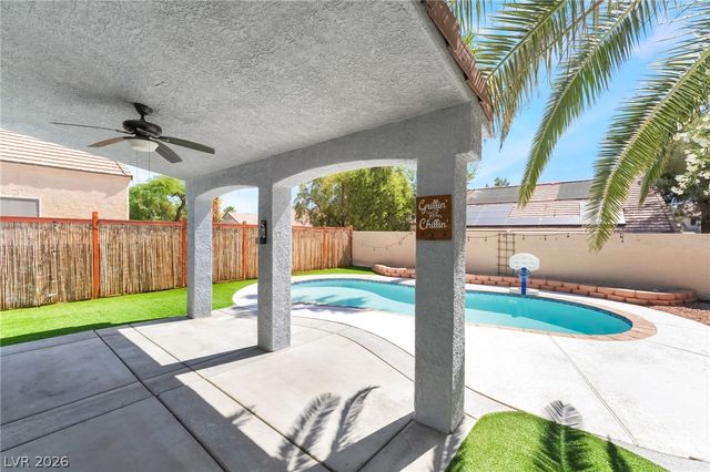 9594 Collinsleap Court, Las Vegas, NV 89123