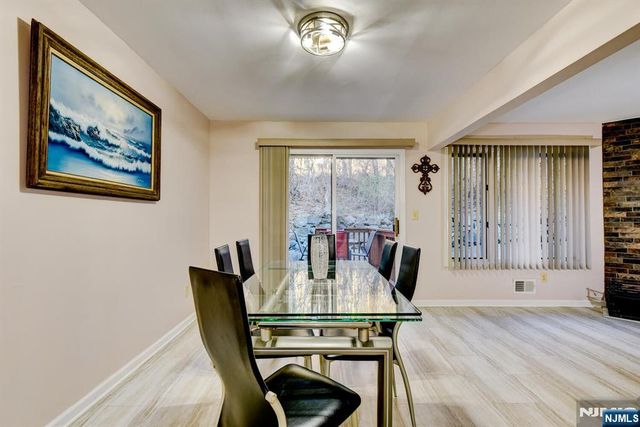 6 Hansen 6, Wayne, NJ 07470