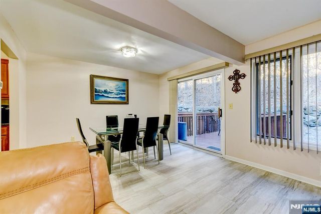 6 Hansen 6, Wayne, NJ 07470