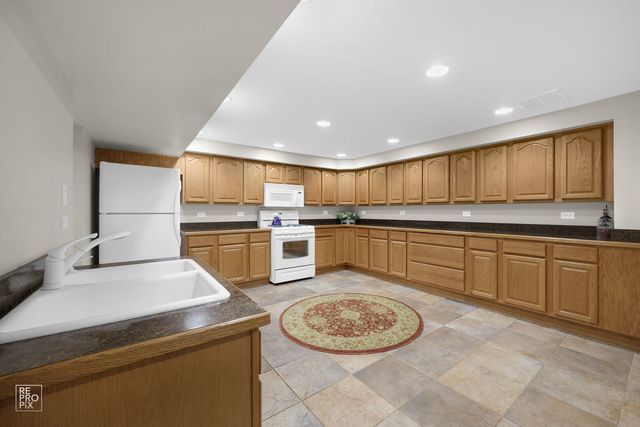 14800 108th Avenue, Orland Park, IL 60467