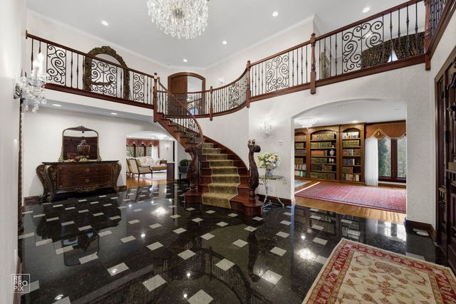 14800 108th Avenue, Orland Park, IL 60467