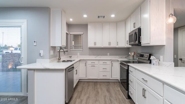 10023 W SHASTA Drive, Sun City, AZ 85351