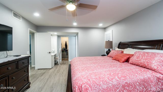 10023 W SHASTA Drive, Sun City, AZ 85351