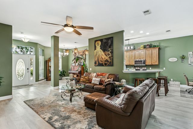 2583 Stormy Circle, Navarre, FL 32566