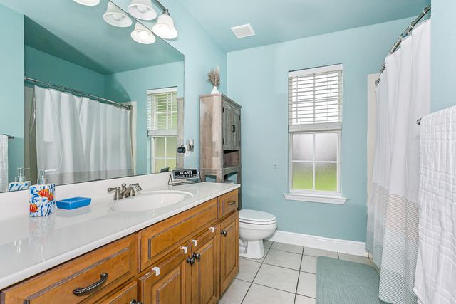 2583 Stormy Circle, Navarre, FL 32566