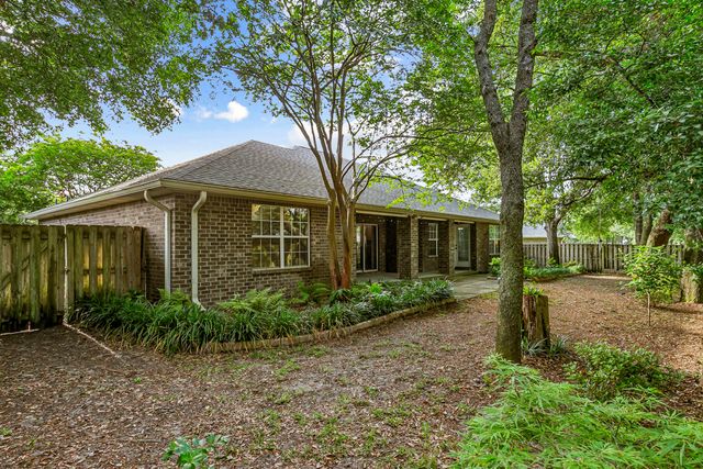 2583 Stormy Circle, Navarre, FL 32566