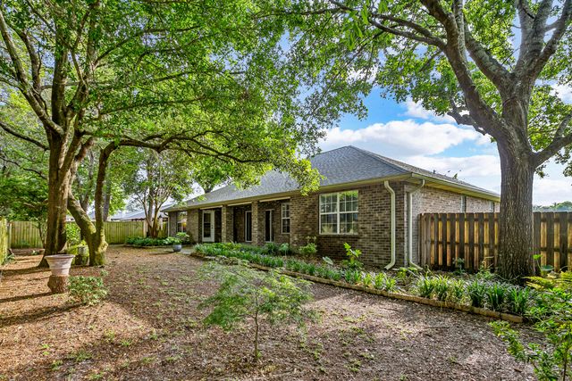 2583 Stormy Circle, Navarre, FL 32566