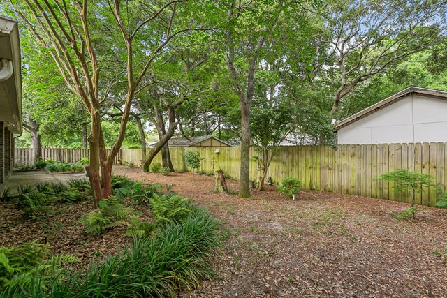 2583 Stormy Circle, Navarre, FL 32566