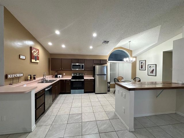 235 RIGGS CIRCLE, Davenport, FL 33897