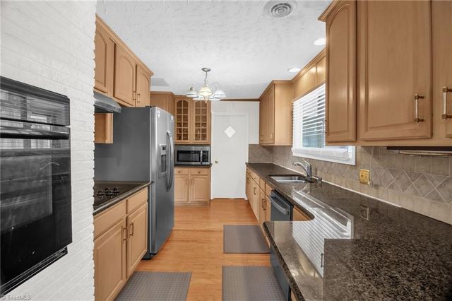 4220 Farlow Drive, Greensboro, NC 27406