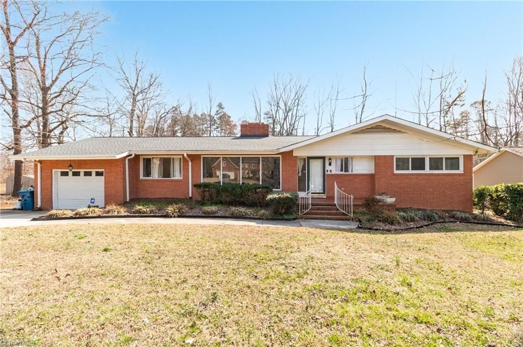 4220 Farlow Drive, Greensboro, NC 27406