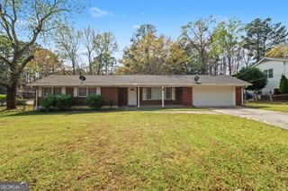 727 S Carter Drive, Jonesboro, GA 30236