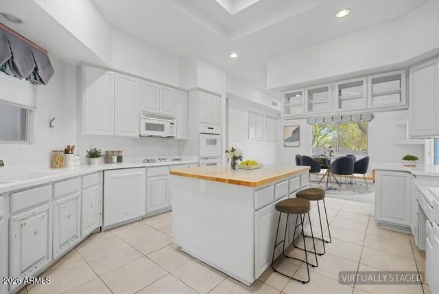 25249 N RANCH GATE Road, Scottsdale, AZ 85255